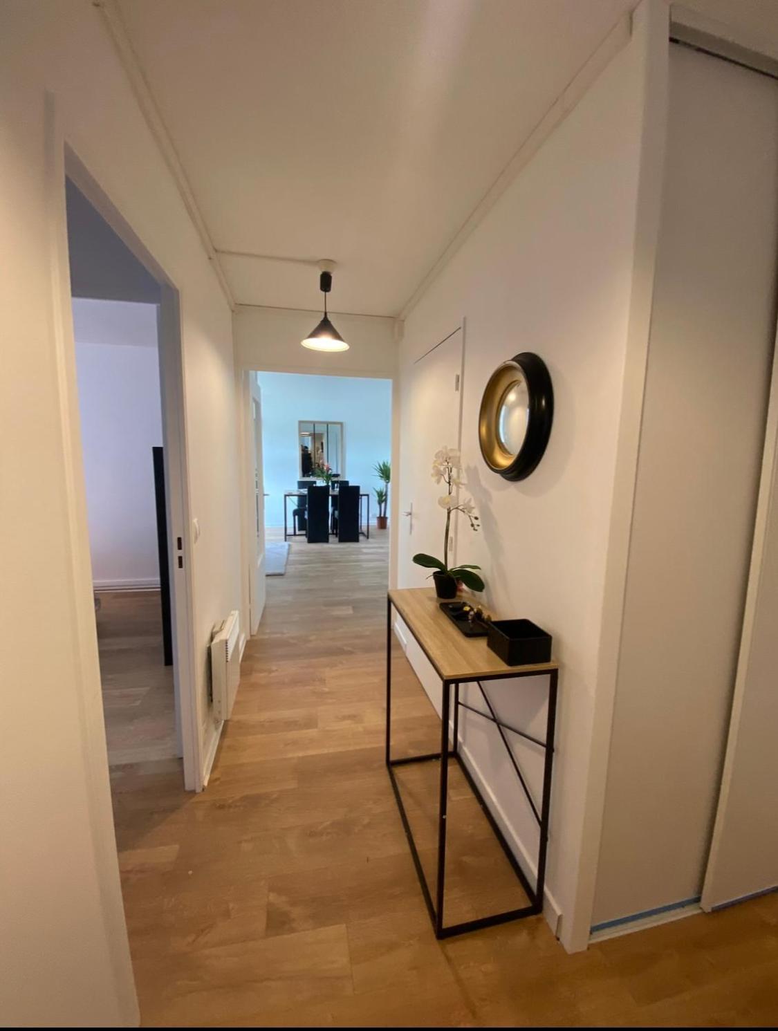 Appartement 59M2 Professionnel Ou Familial Saint Quentin En Yvelines 蒙蒂尼勒布勒托讷 外观 照片
